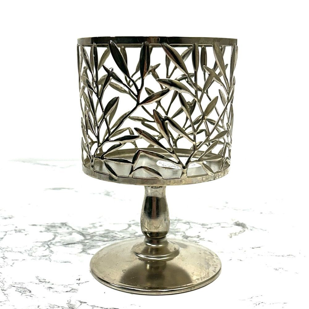 Bath & Body Works Vine Leaf Pedestal 3 Wick Candle Sleeve Holder
